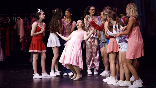 Legally Blonde production photograph 2