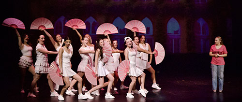 Legally Blonde production photograph 21