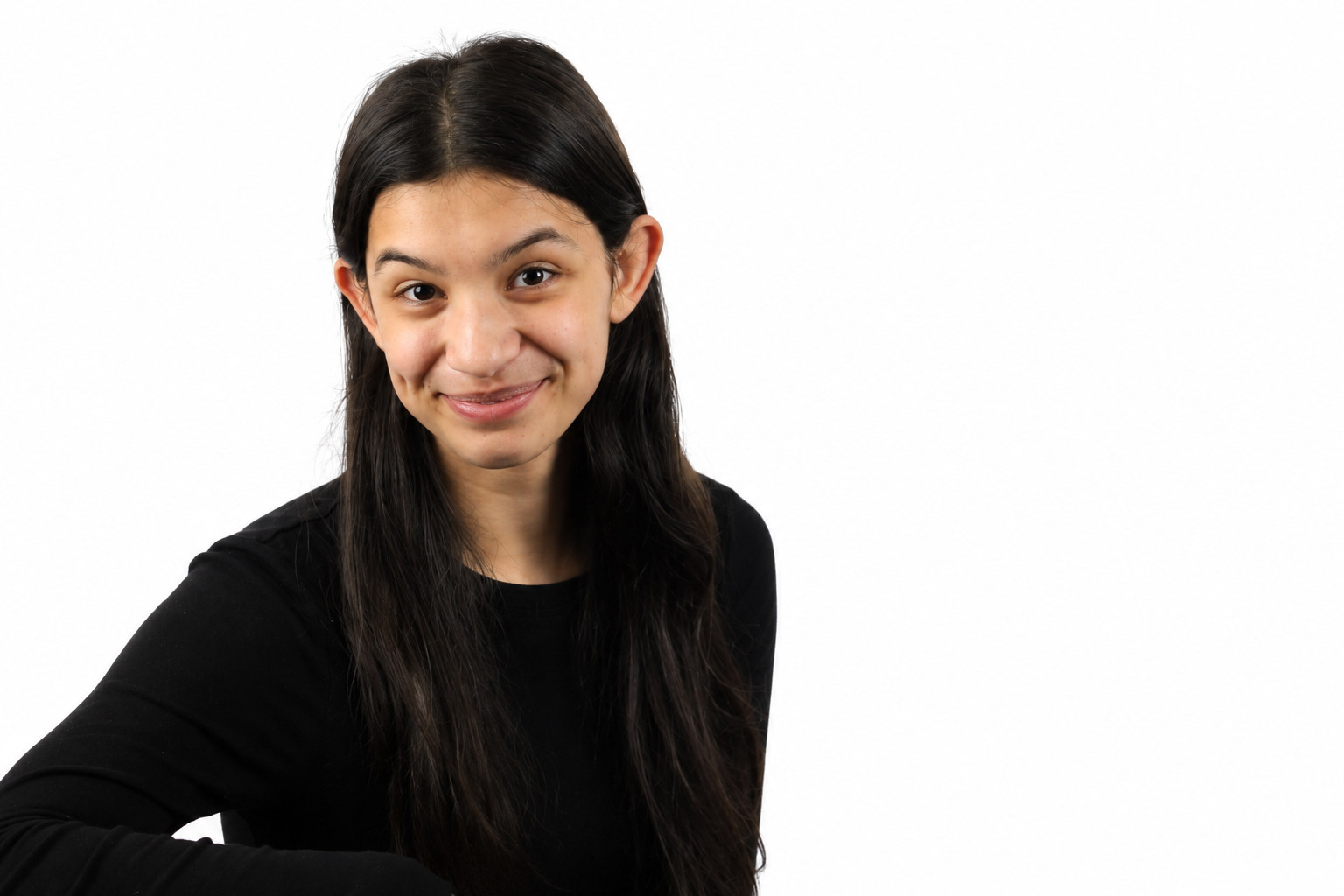 Headshot of Marlee Suarez